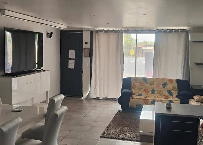 Vakantiehuis Location Maison Avec Piscine Privee. Agde